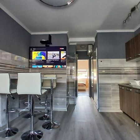 Bajnok Apartman ヘーヴィーズ エクステリア 写真