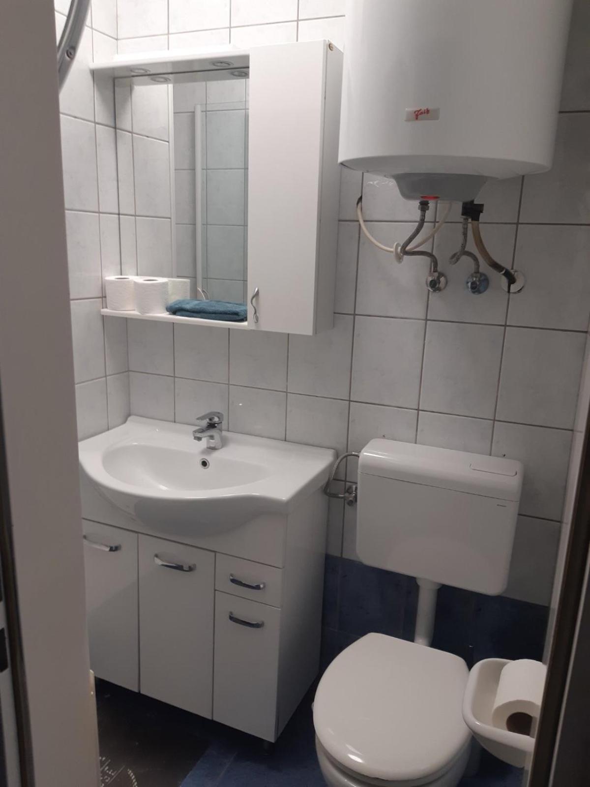 Bajnok Apartman ヘーヴィーズ エクステリア 写真