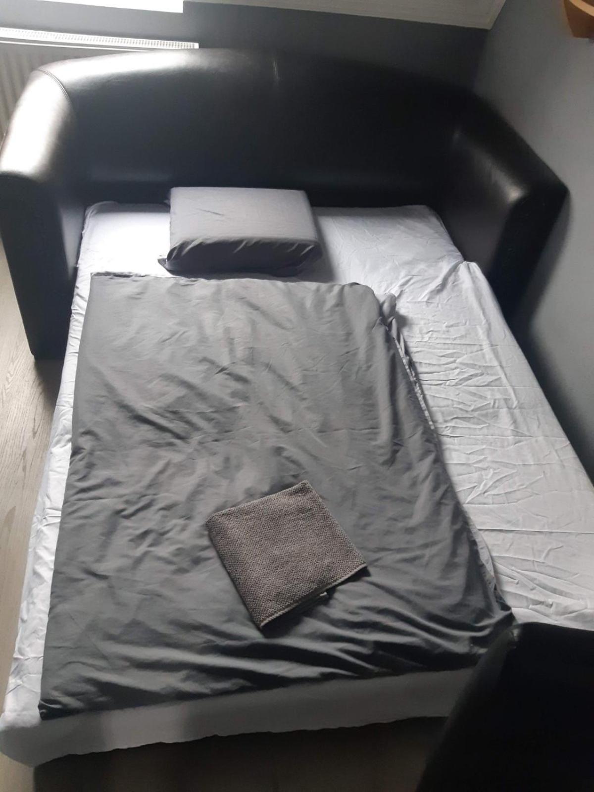 Bajnok Apartman ヘーヴィーズ エクステリア 写真