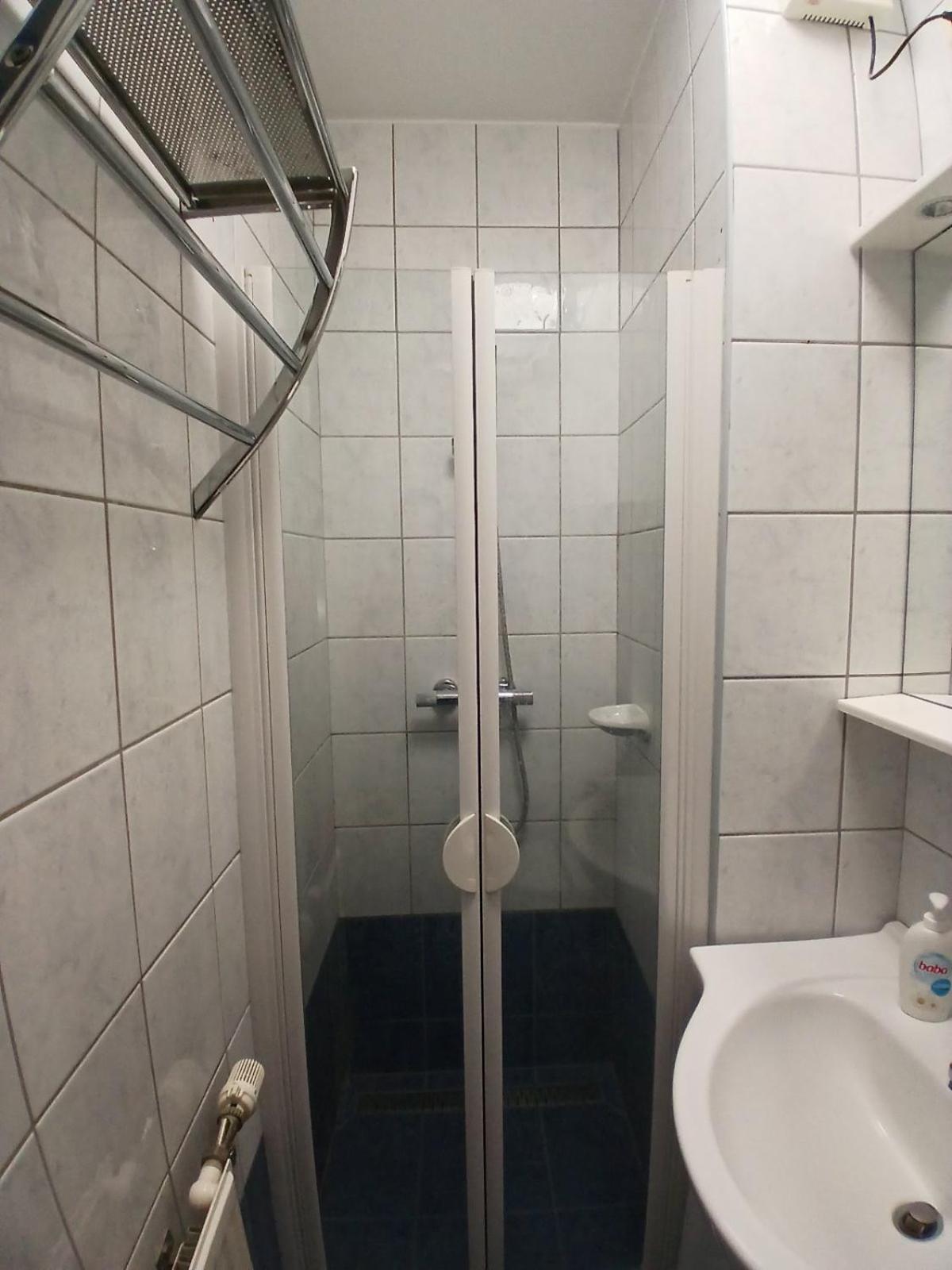 Bajnok Apartman ヘーヴィーズ エクステリア 写真